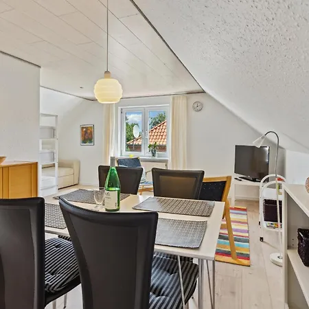 1 Bedroom Cozy In *